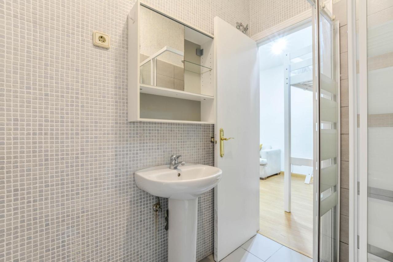 Apartamento En Cascorro Apartamento Madrid Exterior foto